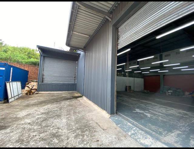 500M² WAREHOUSE TO LET IN BRIARDENE